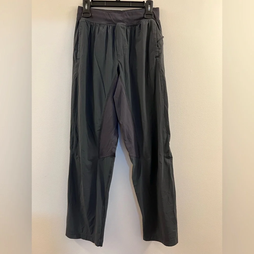Lululemon Mens Track Pants Gray Studio Surge Gym Yoga